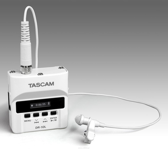 TASCAM DR-10L  Przenośny rejestrator cyfrowy z mikrofonem lavalier, zapis na karcie pamięci microSD. KOLOR  BIAŁY