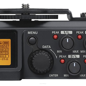 TASCAM DR-70D  Rejestrator cyfrowy przeznaczony do aparatów fotograficznych DSLR i kamer - 6
