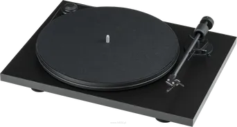 Pro-Ject  PRIMARY E czarny  Gramofon analogowy z wkładką gramofonową marki Ortofon Wbudowany przedwzmacniacz gramofonowy z wyjściami: Phono i Line out.