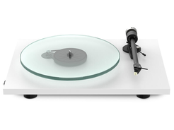 PRO-JECT T2 W   WiFi  Biała satyna  Streamuj winyle z dowolnego miejsca