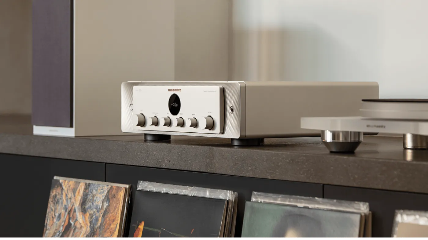 MARANTZ 40n Silver  ZINTEGROWANY WZMACNIACZ STEREO Z WBUDOWANYM STRUMIENIOWANIEM