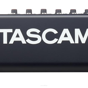 TASCAM Model 16 14-kanałowy analogowy mikser fonii / 16-śladowy rejestrator cyfrowy / interfejs USB - 3