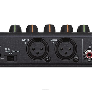 TASCAM DP-008EX Cyfrowe miniaturowe PortaStudio, 8 kanałowe, z wbudowanymi efektami, tuner/metronom, USB2.0 - 2