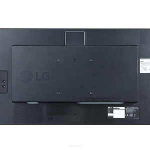 LG 22SM3G-B 22-calowy wyświetlacz cyfrowy IPS FHD z podświetleniem LED z serii SM3G-B z wbudowanym systemem CMS, czterordzeniowym procesorem SoC z webOS™ 4.0, platformą Smart Signage i wbudowaną siecią Wi-Fi - 6