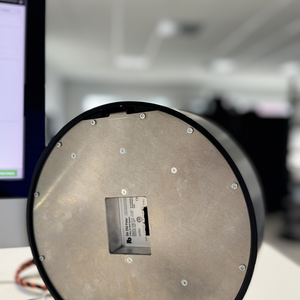 LB DA 250  Polar Dwudrożny głośnik naścienny z technologią Polar i pasywnymi radiatorami Kąt rozpraszania 180°, moc RMS/program 30 / 60 W, 8 omów Średnica 260 mm, głębokość 80 mm - 4