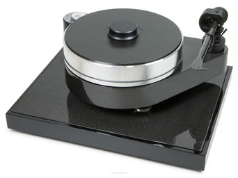 Pro-Ject RPM 10 Gramofon analogowy z silnikiem synchronicznym umieszczonym niezależnie po za bazą gramofonu oraz napędem paskowym.  