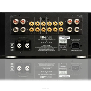 Musical Fidelity M6si 500 Wzmacniacz zintegrowany 500 W na kanał przy 8 omach - 4