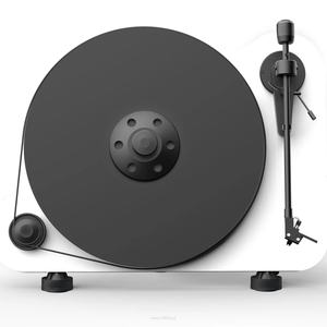 Pro-Ject VT-E  BT R Gramofon analogowy z wkładką gramofonową Ortofon OM5e, odtwarzający płyty w pozycji pionowej, Wbudowany przedwzmacniacz gramofonowy (wyjście liniowe) oraz nadajnik Bluetooth 3.0 - 4