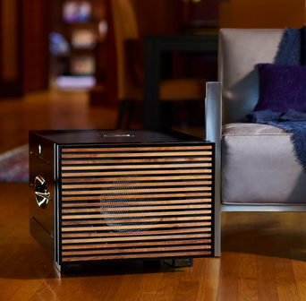 REL Carbon Special Black Label Subwoofer:Moc wzmacniacza: 900 W RMS