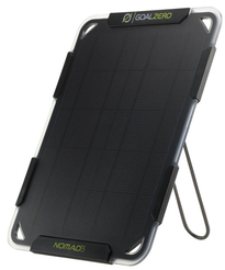 Goal Zero Nomad 5 - mobilny i odporny na warunki atmosferyczne oraz zachlapania panel solarny.