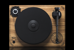 Pro-Ject 2-Xperience SB Sgt. Pepper Wersja specjalna modelu 2-Xperience SB. Limitowana seria 1000szt. Gramofon analogowy z napędem paskowym