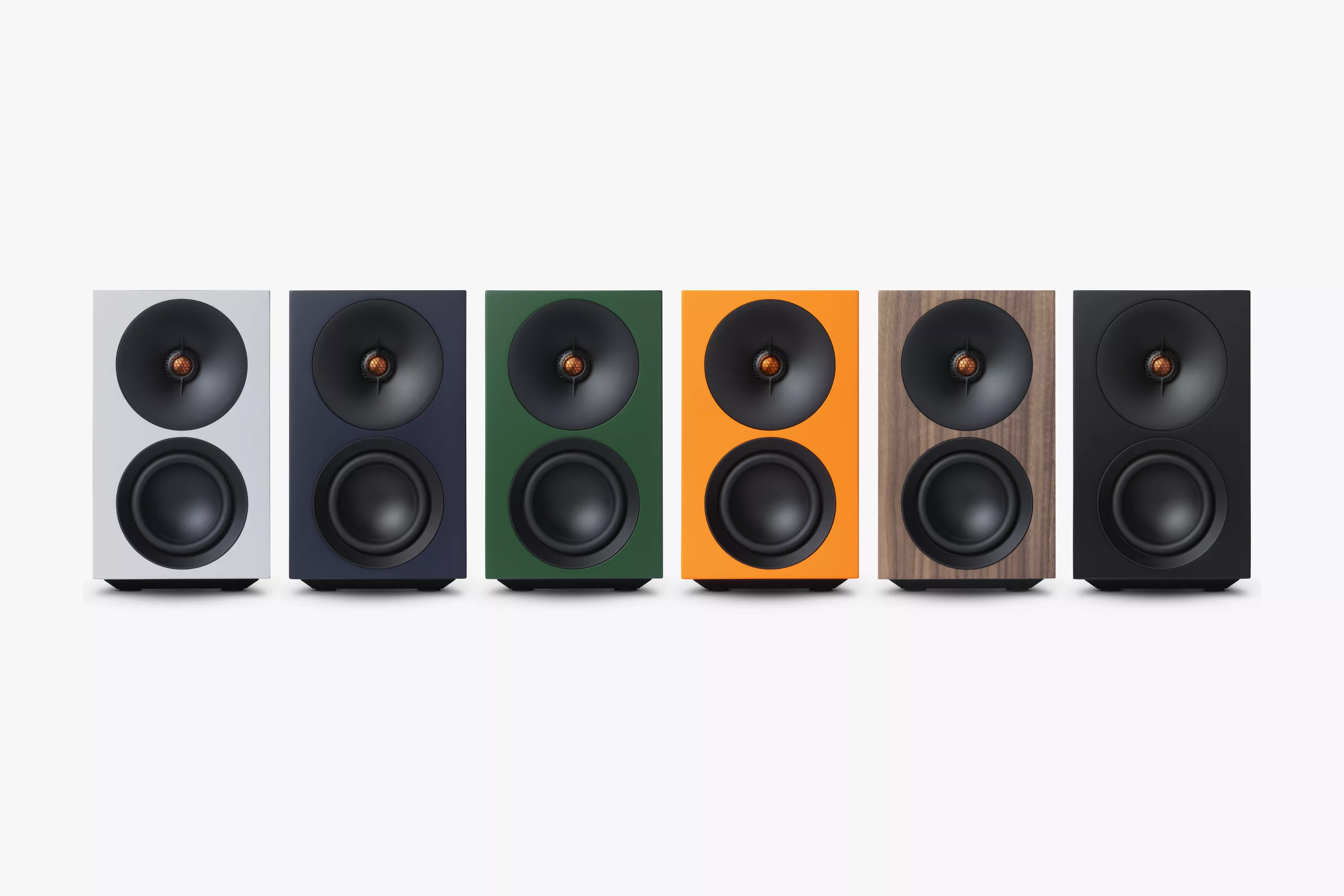 Cambridge Audio L/R S – nowoczesny design Cambridge Audio L/R S – wzornictwo kompaktowych kolumn aktywnych