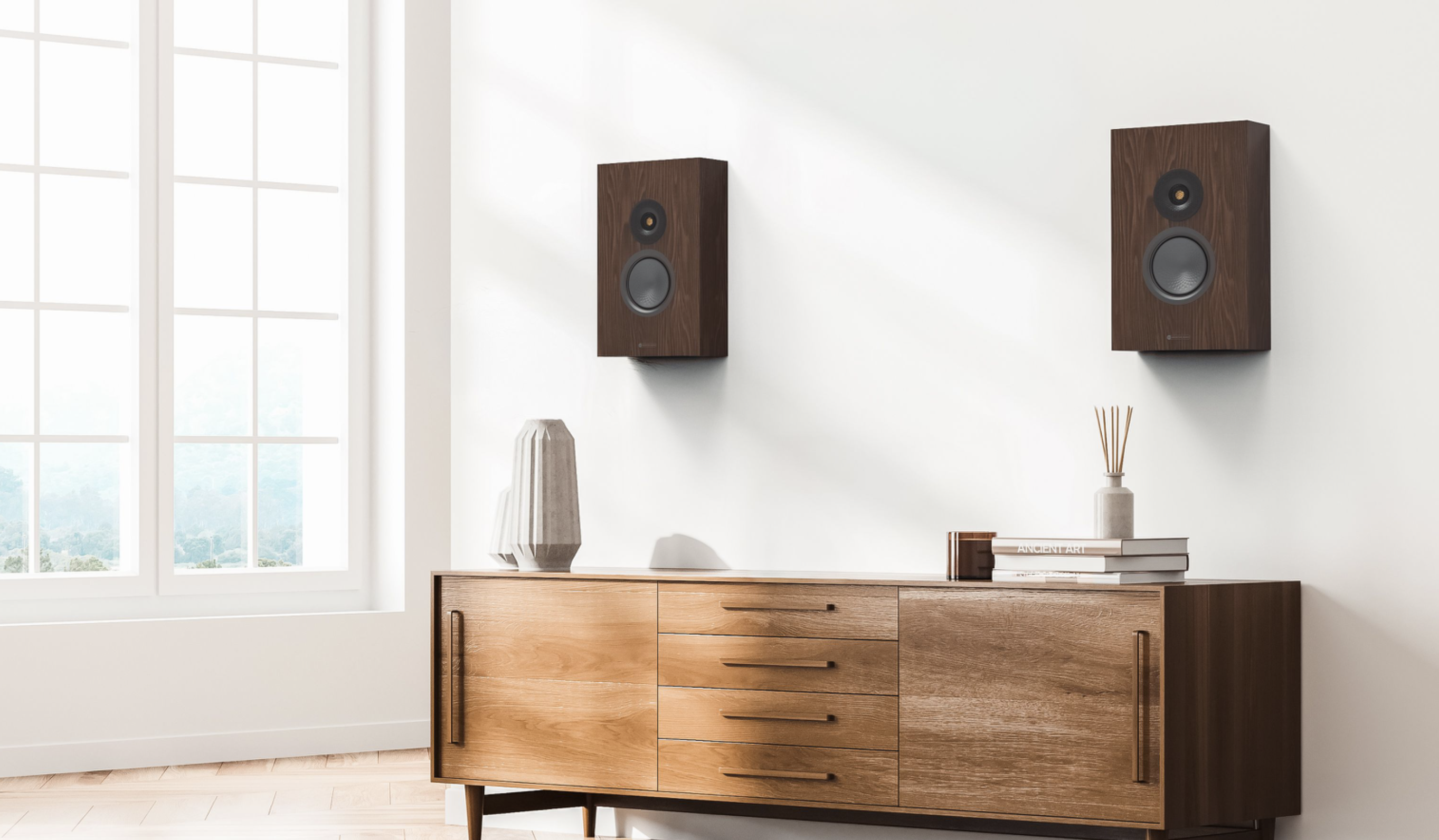 Monitor Audio Silver On-Wall 8G European Walnut kolumna naścienna