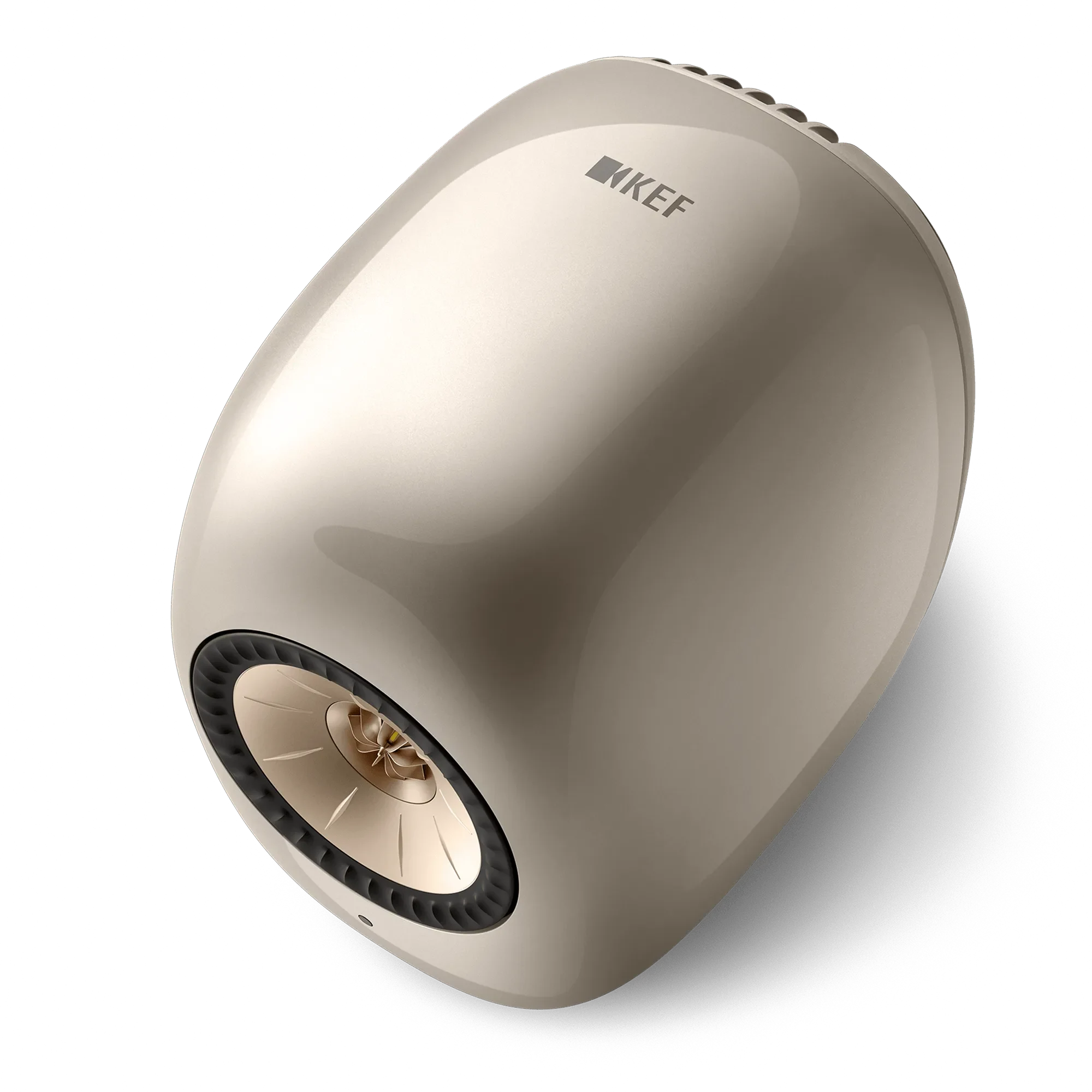 KEF LS LUXE Dusk Titanium – elegancka obudowa Zbliżenie bezprzewodowej kolumny aktywnej KEF LS LUXE w wykończeniu Dusk Titanium. Zdjęcie przedstawia zaokrągloną obudowę zaprojektowaną przez Rossa Lovegrove’a oraz centralnie umieszczony przetwornik Uni-Q®.