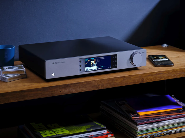 "Odkryj wyjątkowe brzmienie z Cambridge Audio CXN100 StreamPro!